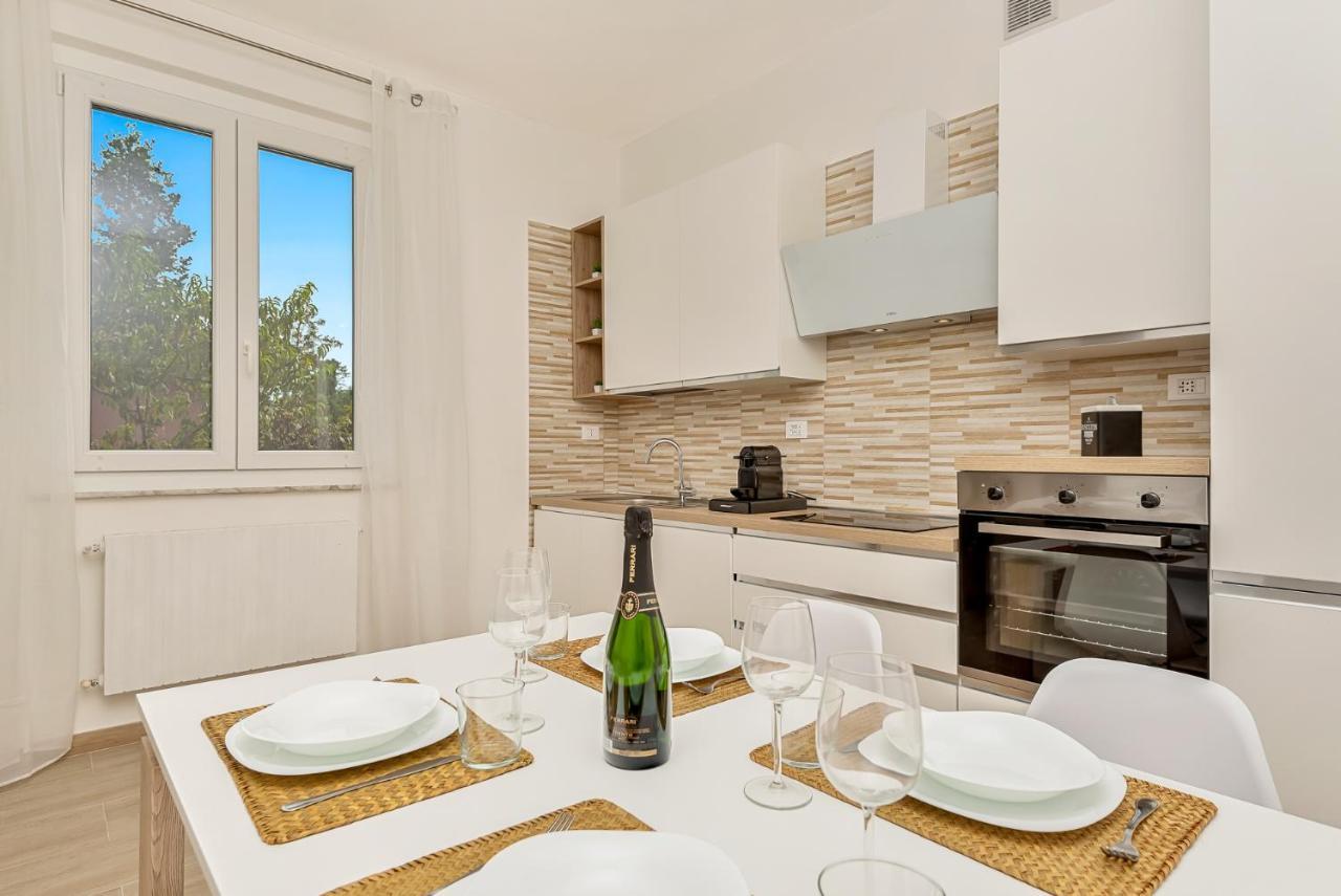 La Spezia - New Home With Netflix & Free Parking المظهر الخارجي الصورة